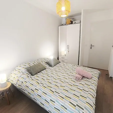 아파트 Lerelaisdodile Spacieux 2 Avec Parking 발랑시엔
