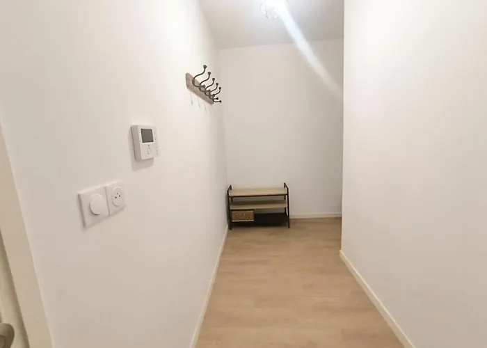 Lerelaisdodile Spacieux 2 Avec Parking Appartamento