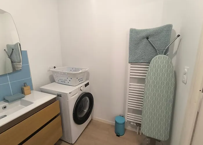 Lerelaisdodile Spacieux 2 Avec Parking Appartamento